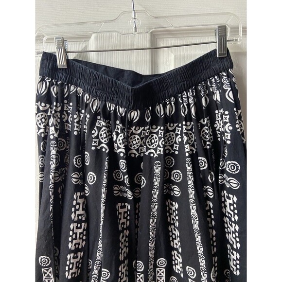 Studio W Skirt Womens Size M Black and White Print Elastic Back Fit and Flare - Picture 3 of 5